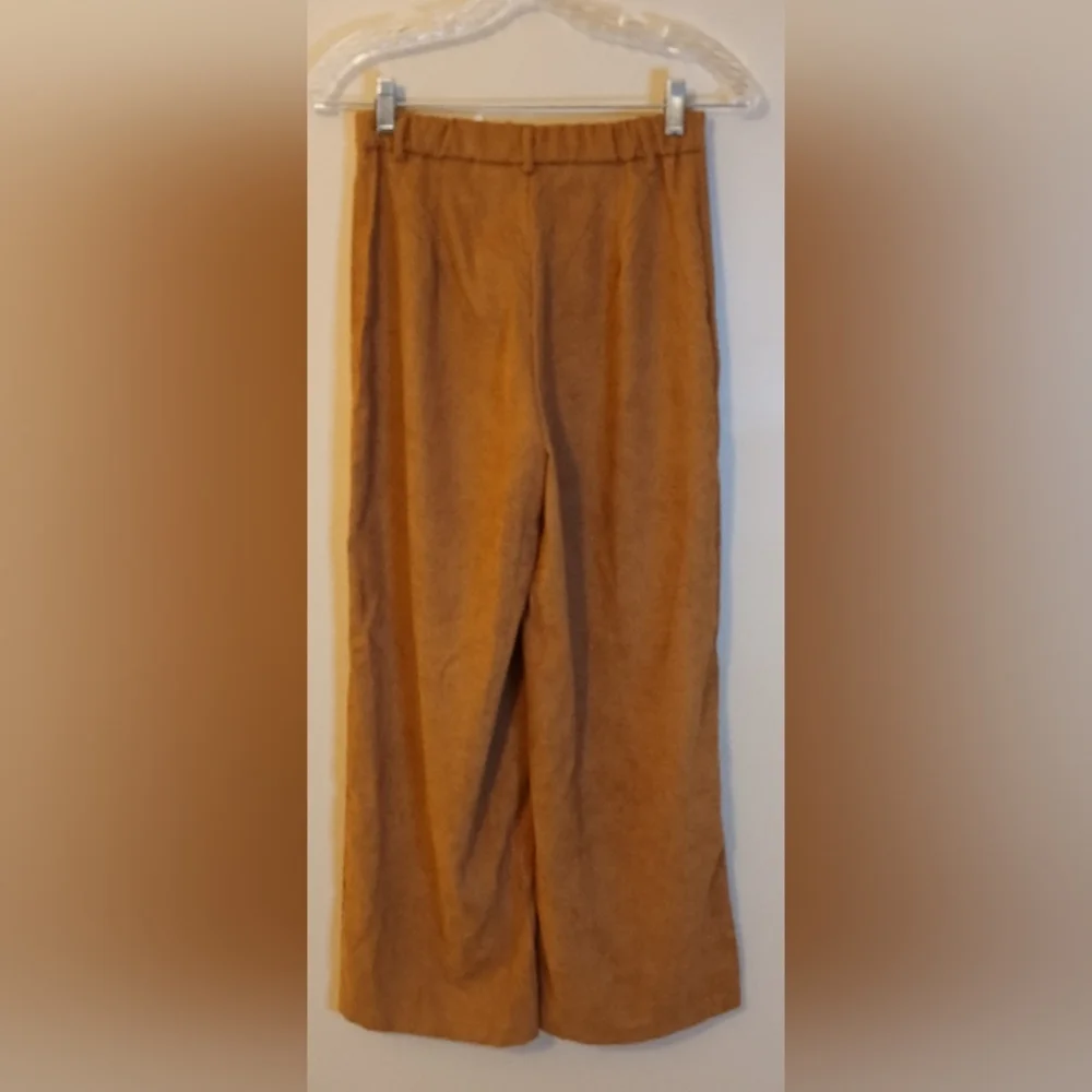 High Waisted Corduroy Pants - Picture 4 of 8